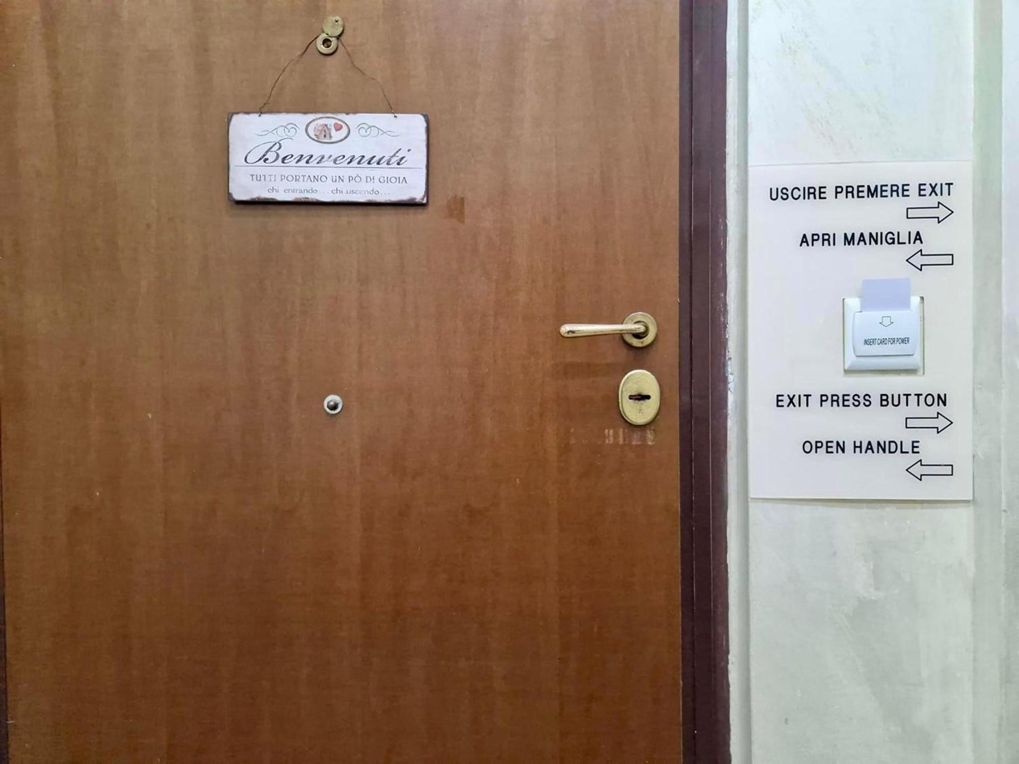 La Dimora Nei Presepi In San Gregorio Apartment เนเปิลส์ ภายนอก รูปภาพ