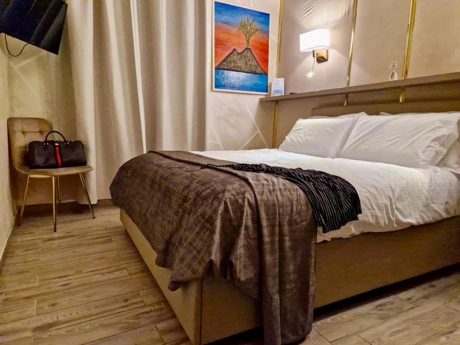 La Dimora Nei Presepi In San Gregorio Apartment เนเปิลส์ ภายนอก รูปภาพ